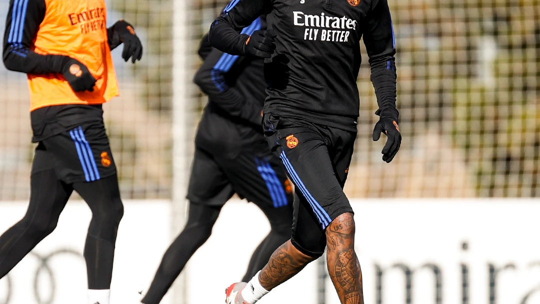 El Real Madrid se blinda por temor a nuevos positivos de coronavirus El Real Madrid se blinda por temor a nuevos positivos de coronavirus