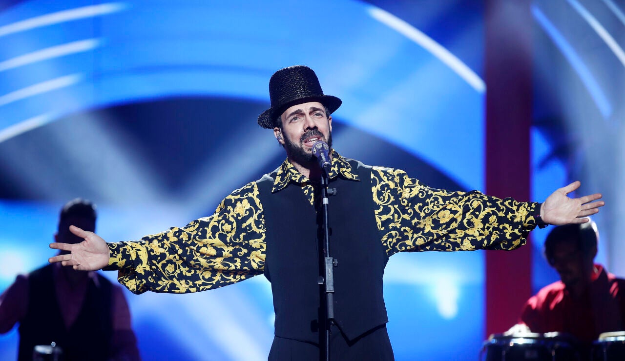 Rasel “quisiera ser un pez” y hacer ‘Burbujas de amor’ como Juan Luis Guerra 