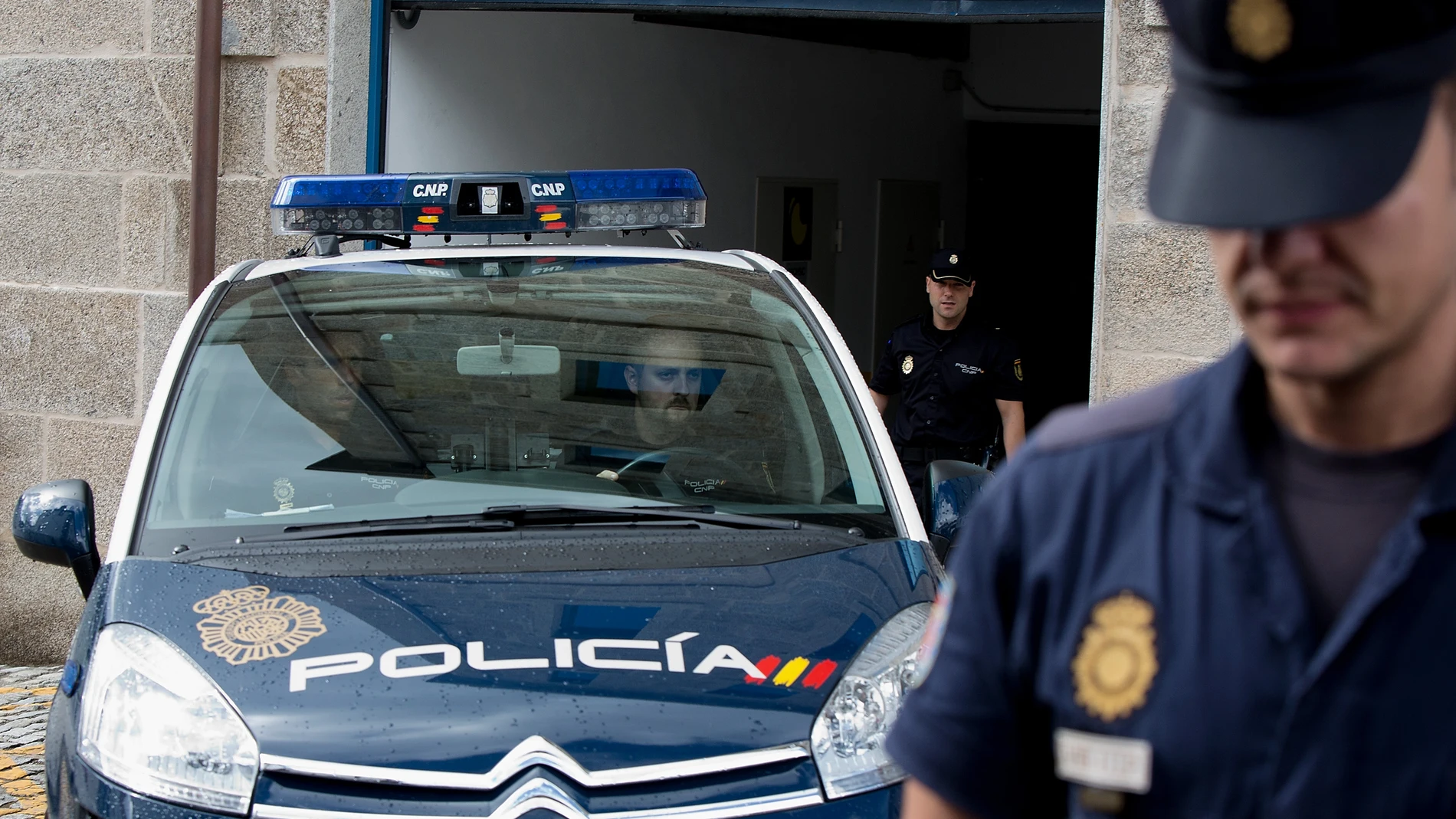 Detienen a un joven de 20 años por presuntamente violar y agredir a su pareja en Sagunto, Valencia