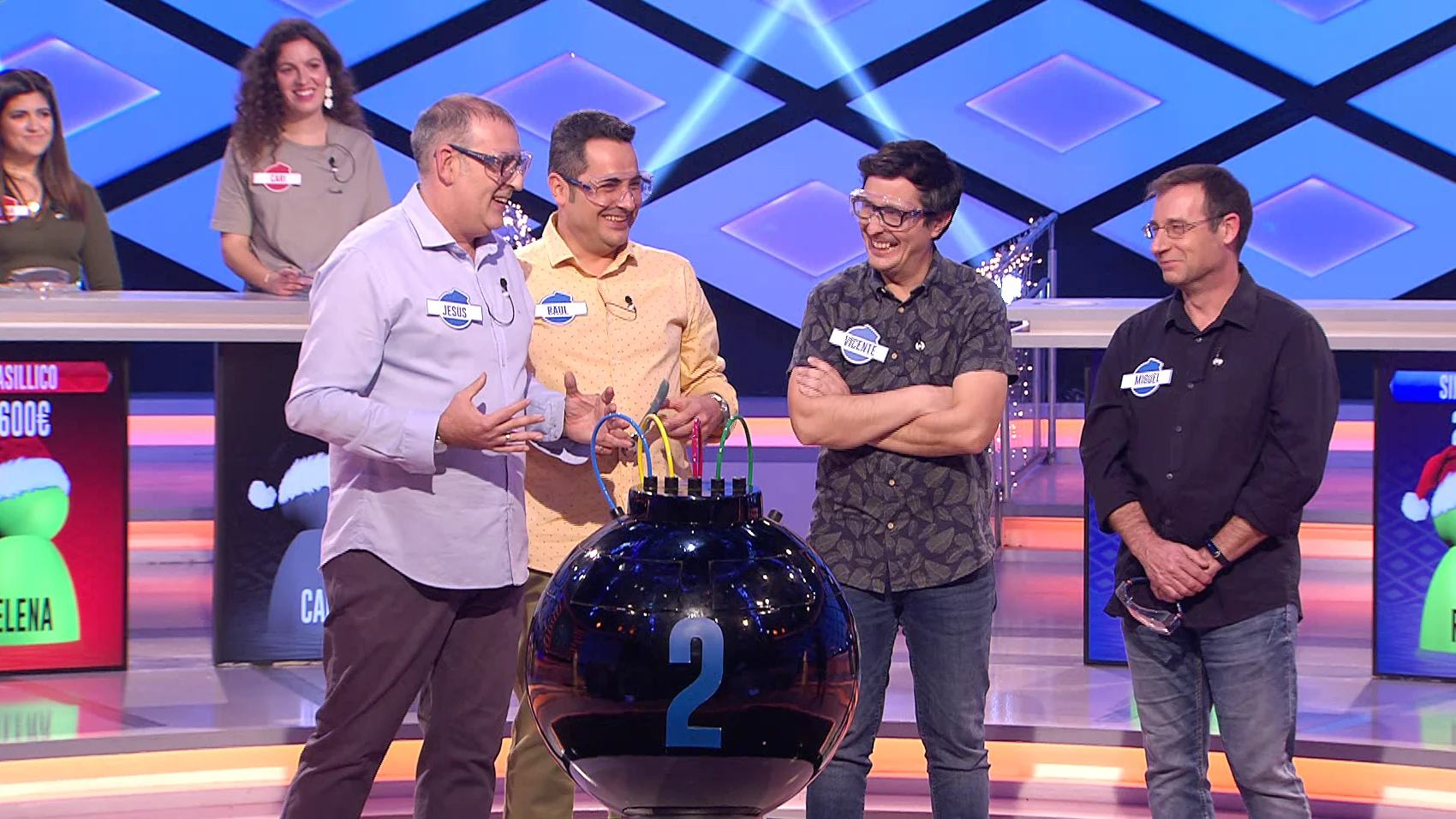¿Es sexy el traje de baturro? Juanra Bonet bromea con los ‘Sindulfos’ en ‘¡Boom!’ ¿Es sexy el traje de baturro? Juanra Bonet bromea con los ‘Sindulfos’ en ‘¡Boom!’