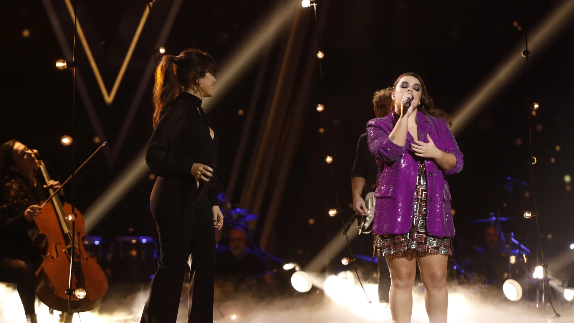 Vanesa Martín e Inés Manzano cantan ‘La fiesta del tutú’ en la Gran Final de ‘La Voz’ 