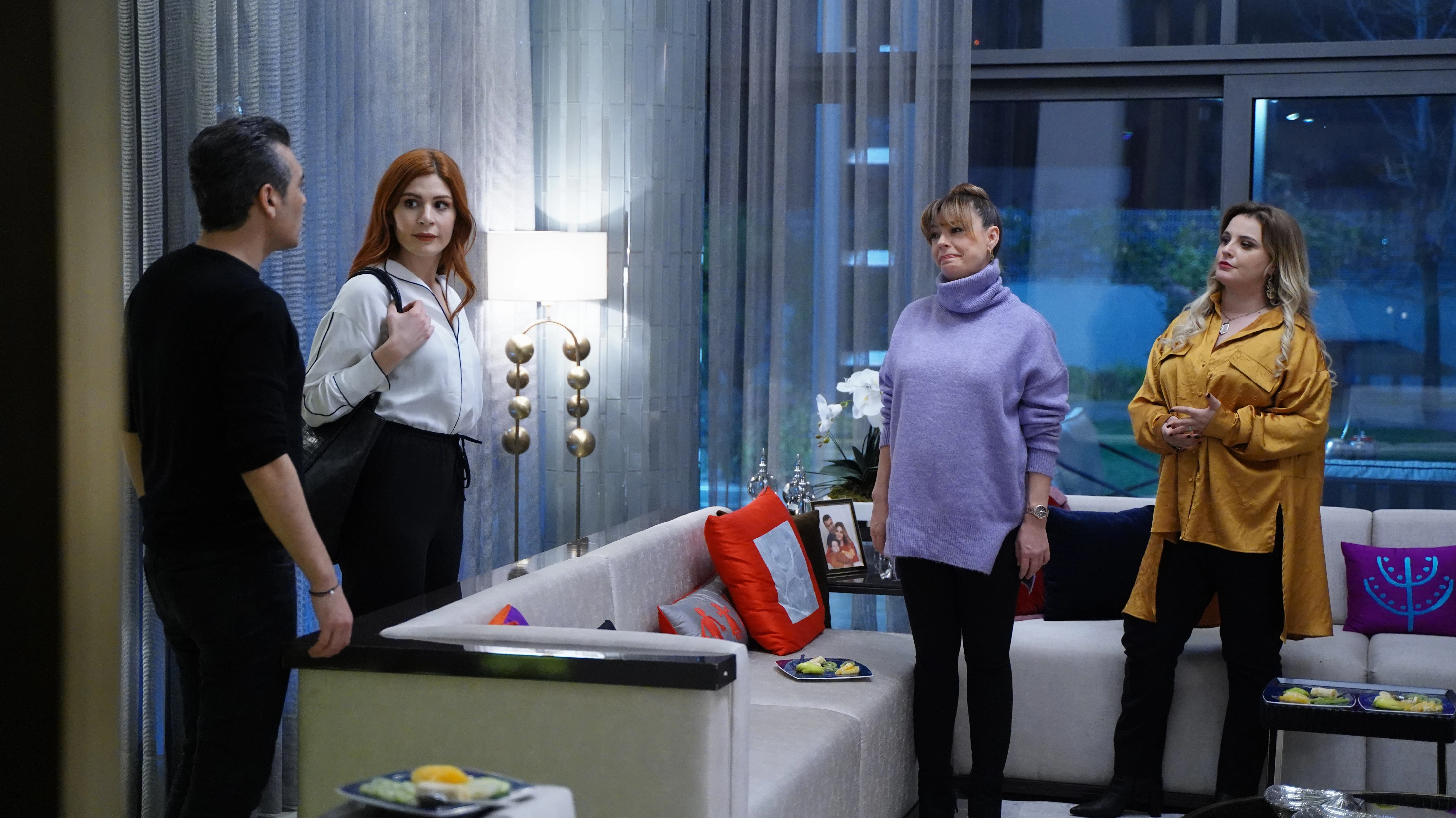 Bahar y Darya se presentan por sorpresa en casa de Volkan 'Infiel'