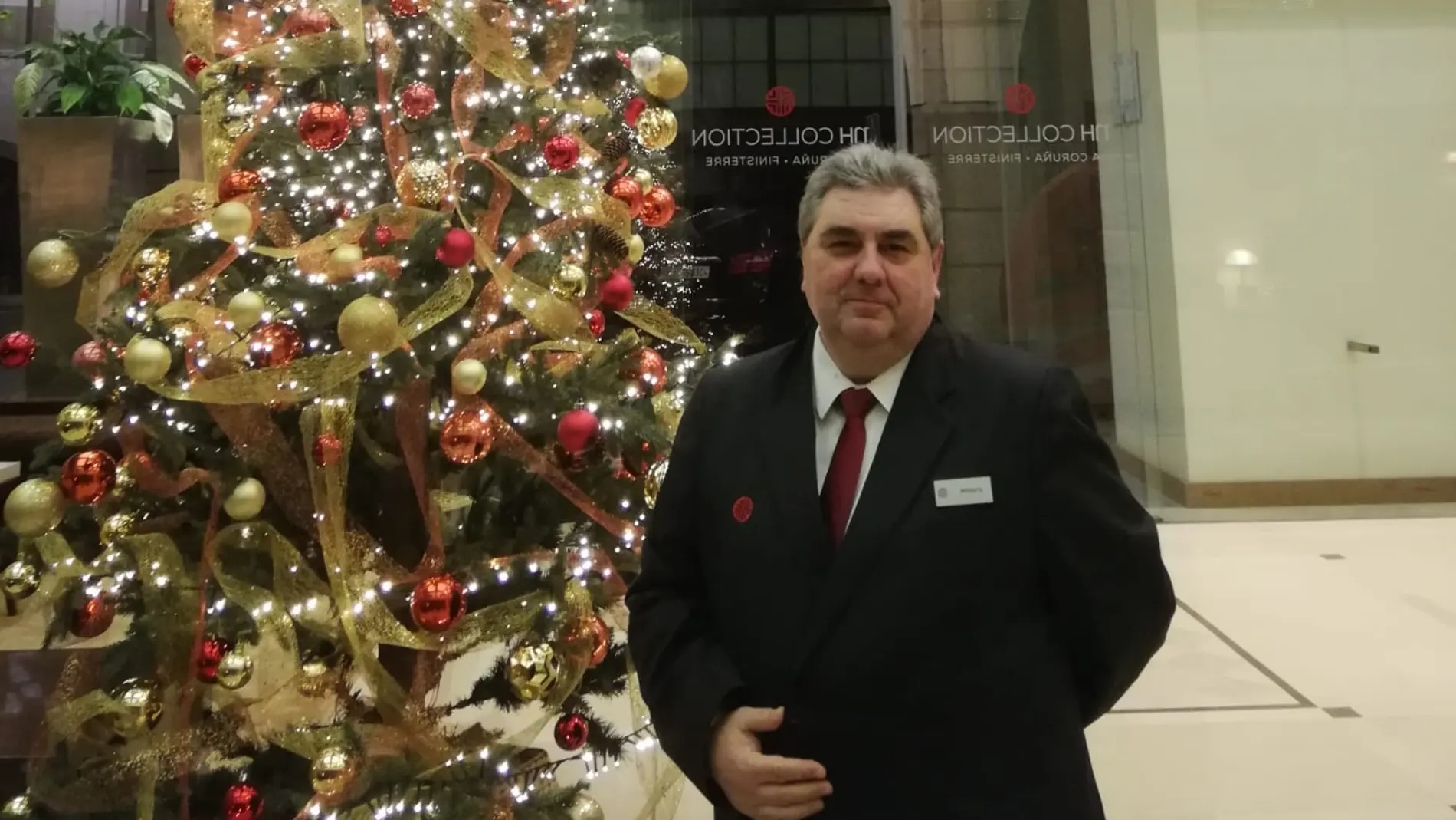Feliz 23 de diciembre: ¿Cómo se vive la Navidad como recepcionista de un hotel?