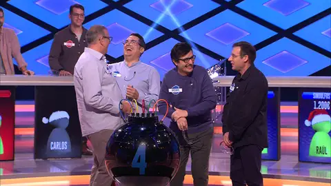 Vino o Al Capone, el divertido dilema de los ‘Sindulfos’: “No quiero poneros mala fama pero…” Vino o Al Capone, el divertido dilema de los ‘Sindulfos’: “No quiero poneros mala fama pero…”