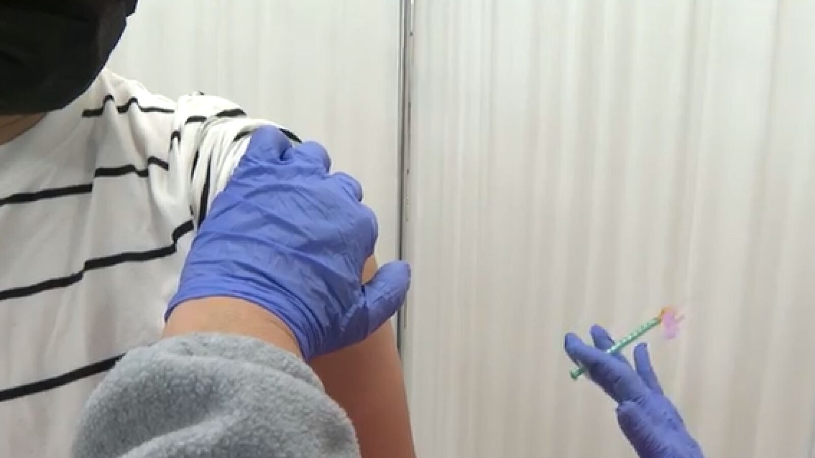 La EMA aprueba la vacuna contra el coronavirus de Novavax