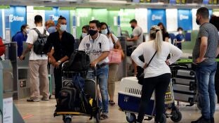 Estas son las restricciones anticovid para viajar al extranjero en Navidad