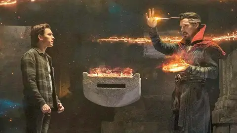 Tom Holland y Benedict Cumberbatch en 'SpiderMan: Sin camino a casa' Tom Holland y Benedict Cumberbatch en 'SpiderMan: Sin camino a casa'