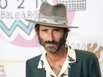 Leiva en los 40 principales music awards Leiva en los 40 principales music awards