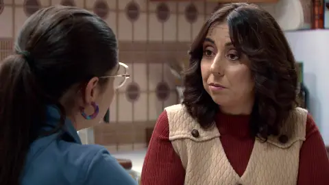 Penélope encuentra en Catalina el reflejo a sus problemas de amor Penélope encuentra en Catalina el reflejo a sus problemas de amor