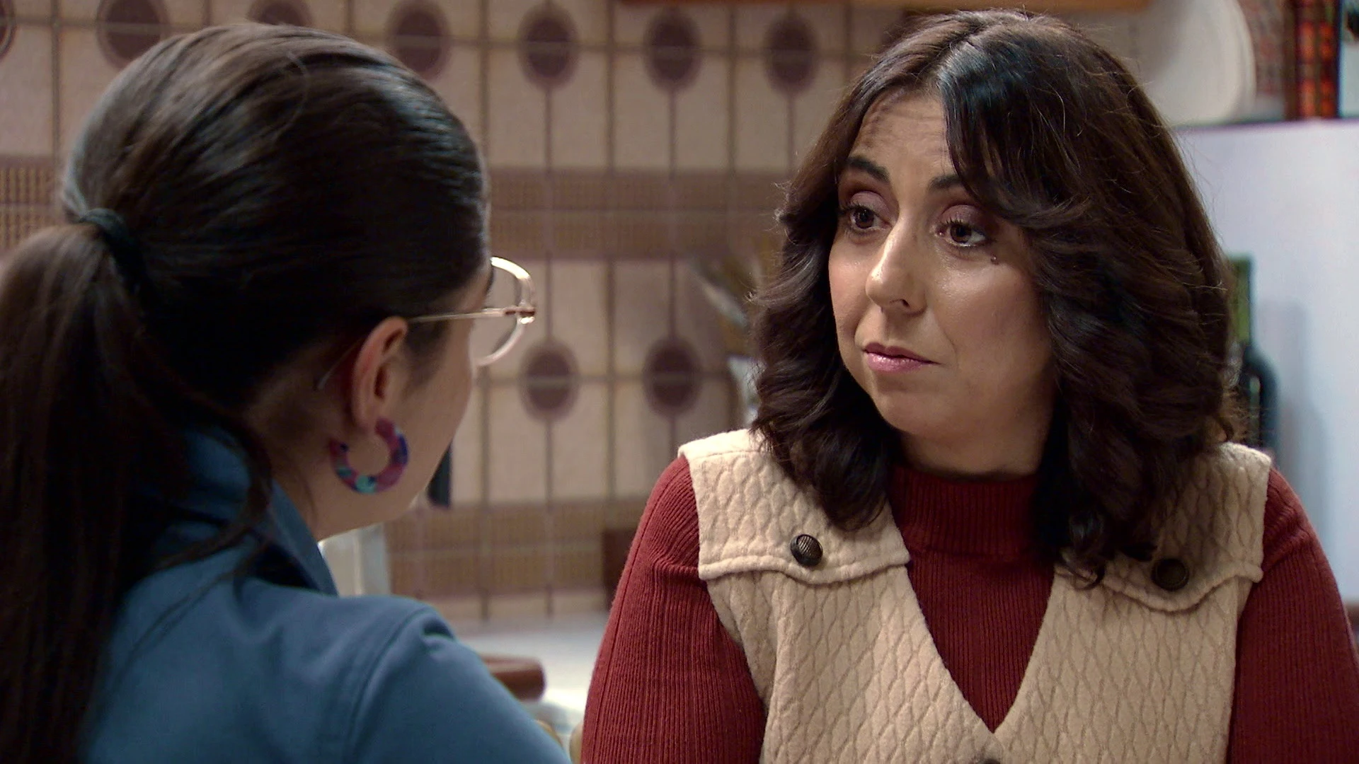 Penélope encuentra en Catalina el reflejo a sus problemas de amor Penélope encuentra en Catalina el reflejo a sus problemas de amor