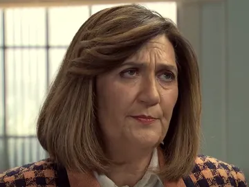 Carmen confirma sus sospechas, ¡Coral y Fran están juntos! Carmen confirma sus sospechas, ¡Coral y Fran están juntos!