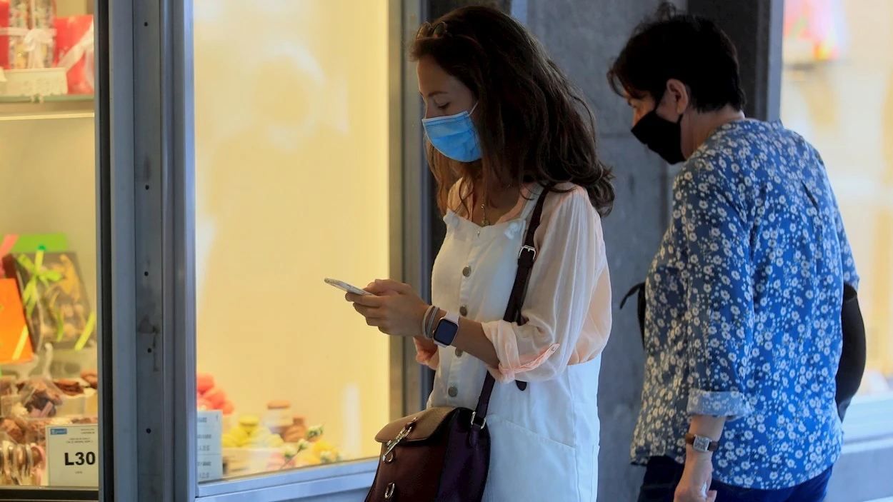 Sánchez anuncia que a partir de mañana jueves será obligatorio el uso de la mascarilla en exteriores Sánchez anuncia que a partir de mañana jueves será obligatorio el uso de la mascarilla en exteriores
