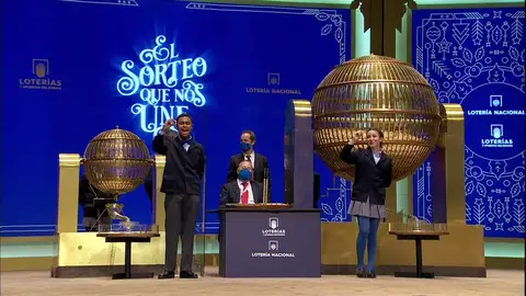 Vídeo: 72.119, segundo premio de la Lotería de Navidad 2021 Vídeo: 72.119, segundo premio de la Lotería de Navidad 2021