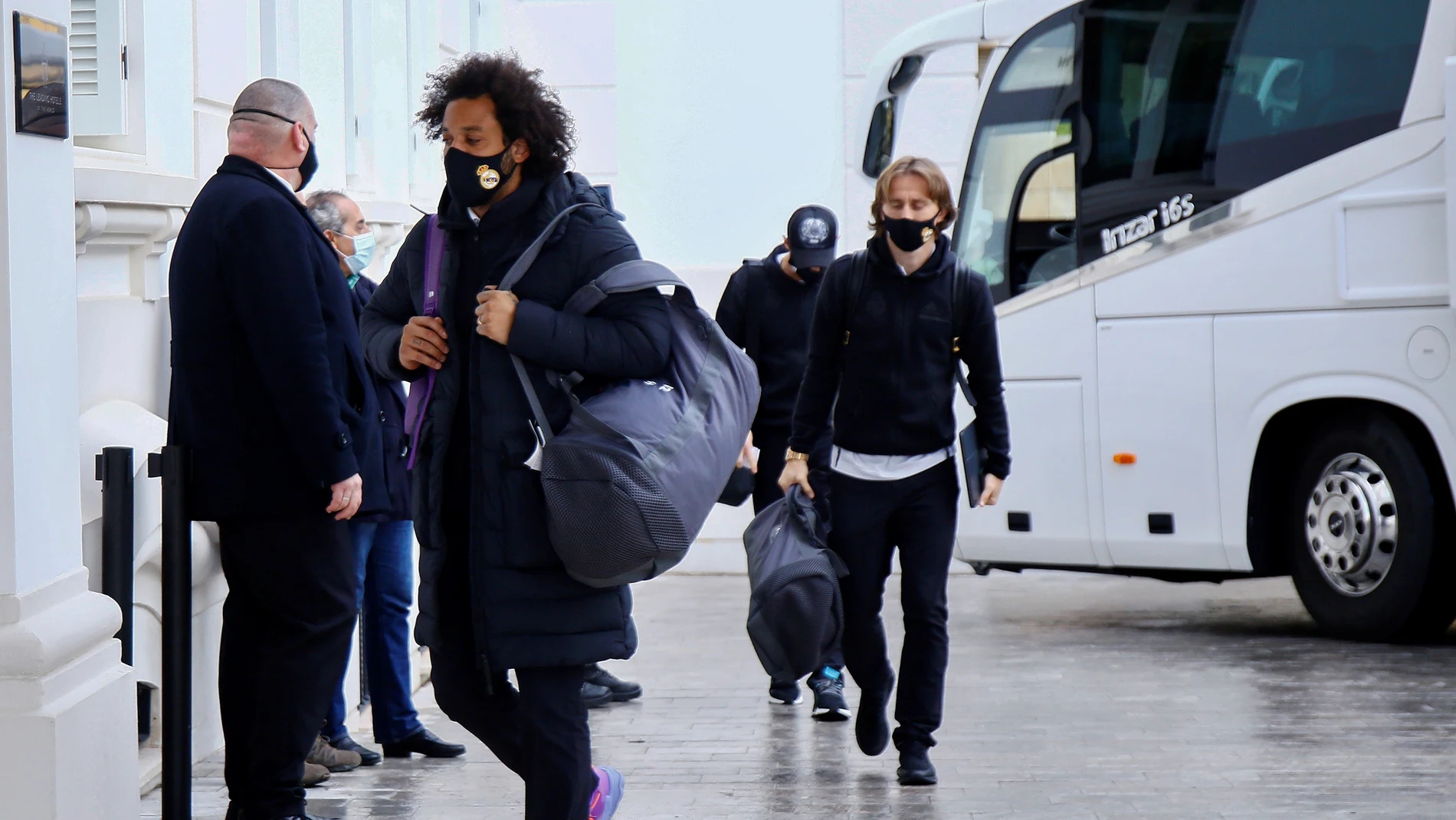 Marcelo y Modric, en un desplazamiento del Real Madrid