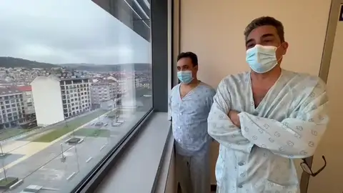 Aurelio y Fernando, dos ourensanos que estuvieron en la UCI: "Se te viene el mundo encima" Aurelio y Fernando, dos ourensanos que estuvieron en la UCI: "Se te viene el mundo encima"