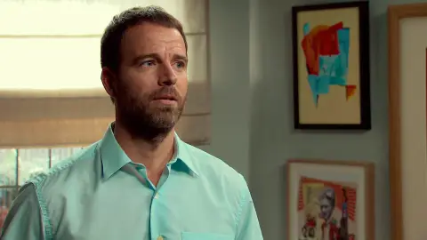 Uriarte se presenta en casa de Fran para destapar secretos del pasado Uriarte se presenta en casa de Fran para destapar secretos del pasado