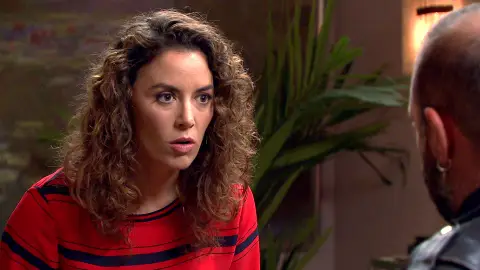 Sonia se enfrenta a un fantasma del pasado: ¿logrará olvidar a su gran amor de adolescencia? Sonia se enfrenta a un fantasma del pasado: ¿logrará olvidar a su gran amor de adolescencia?