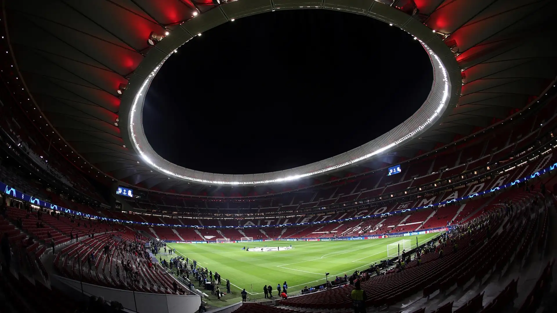 La Liga afronta la vuelta de Navidad con m&aacute;s de 80 positivos y restricciones en los estadios