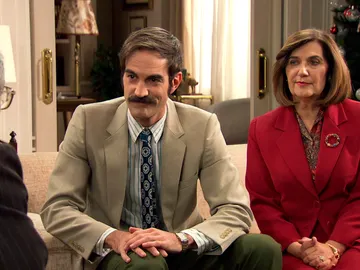 Raúl y Carmen contratan a Quintero: “Bienvenido a la familia” Raúl y Carmen contratan a Quintero: “Bienvenido a la familia”