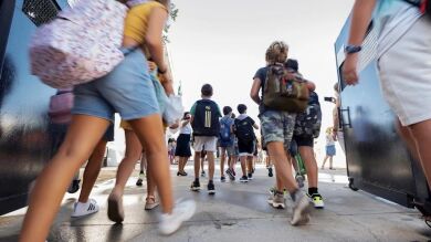 Tres escenarios posibles para la 'vuelta al cole' tras las navidades en plena oleada de contagios de Covid-19