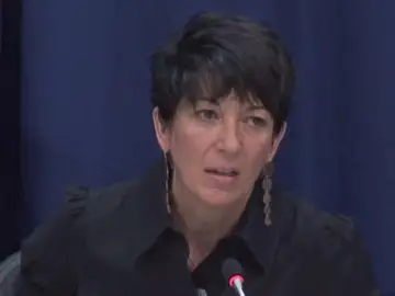 Ghislaine Maxwell, examente de Jeffrey Epstein, declarada culpable de cinco delitos de tráfico sexual de menores Ghislaine Maxwell, examente de Jeffrey Epstein, declarada culpable de cinco delitos de tráfico sexual de menores