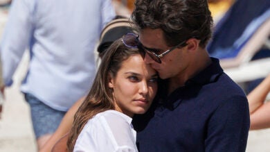 Gara Arias, la novia de Pepe Barroso Jr., presume en bikini de sus primeras curvas premamá