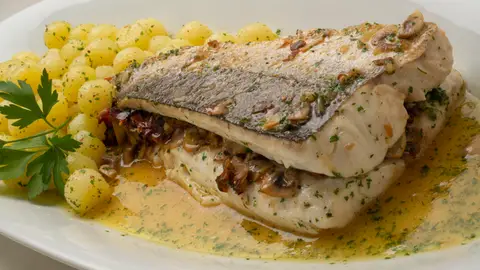 colademerluza colademerluza