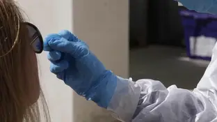 Cataluña y Madrid acumulan miles de contagios de coronavirus al no validar los positivos mediante PCR Cataluña y Madrid acumulan miles de contagios de coronavirus al no validar los positivos mediante PCR