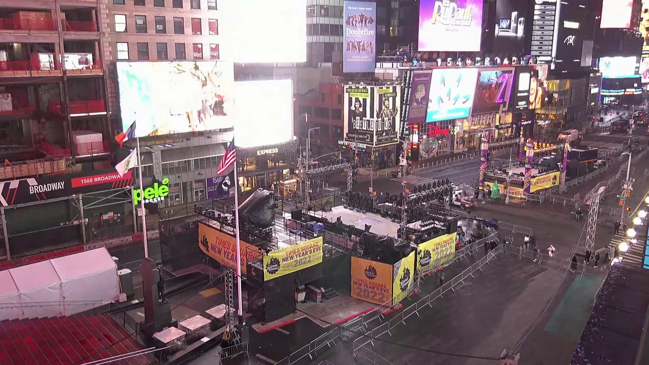 Así se ha probado la bola de Times Square para celebrar el Fin de Año pese al aumento de contagios de COVID en Nueva York