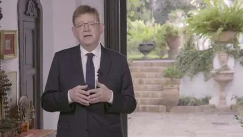 Ximo Puig reivindica 2022 como el año de "las medidas de protección frente a las de restricción" Ximo Puig reivindica 2022 como el año de "las medidas de protección frente a las de restricción"