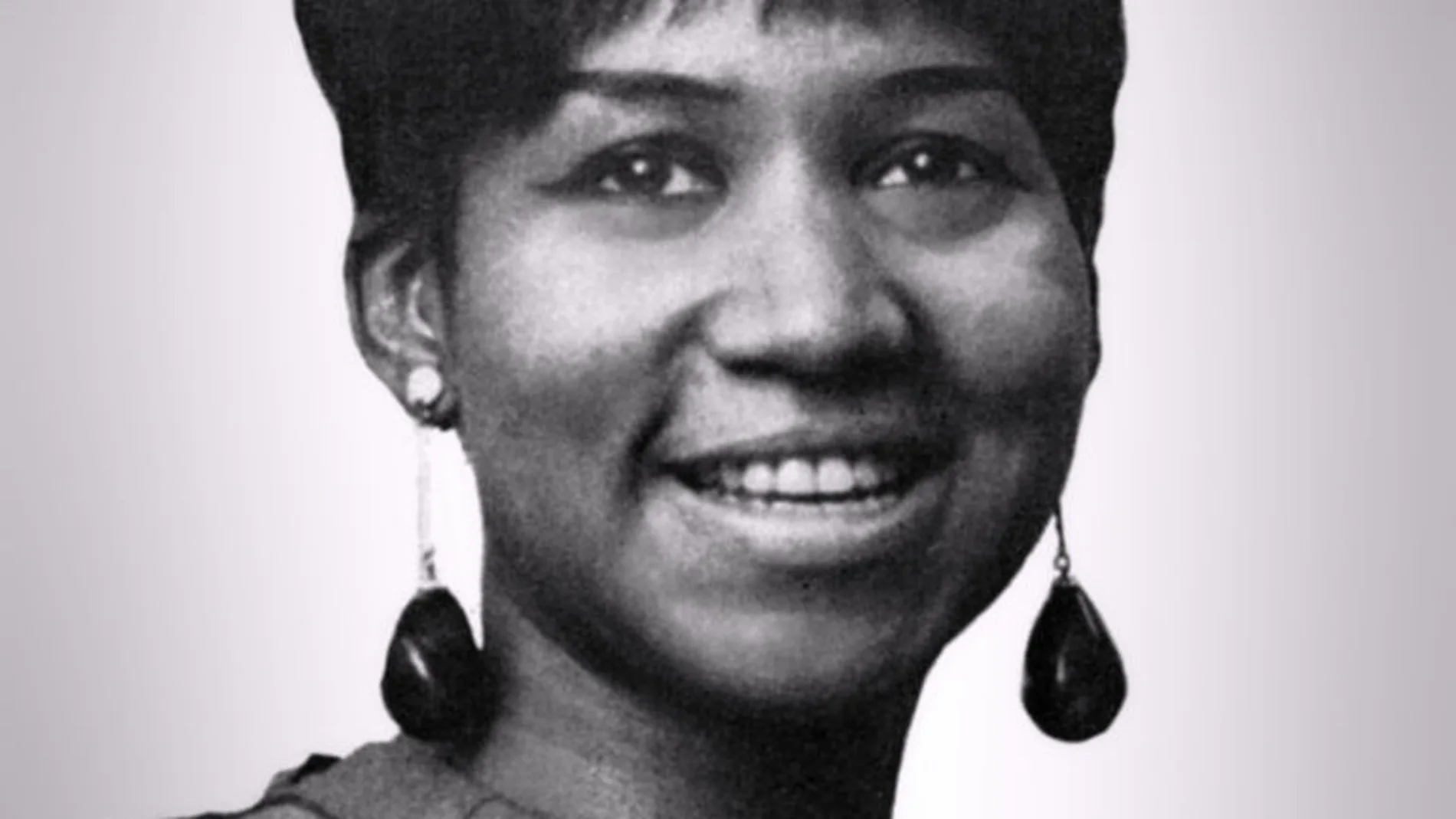 Efemérides de hoy 3 de enero de 2022. Aretha Franklin, primera mujer en entrar en el Salón de la Fama del Rock and Roll. Efemérides de hoy 3 de enero de 2022. Aretha Franklin, primera mujer en entrar en el Salón de la Fama del Rock and Roll.