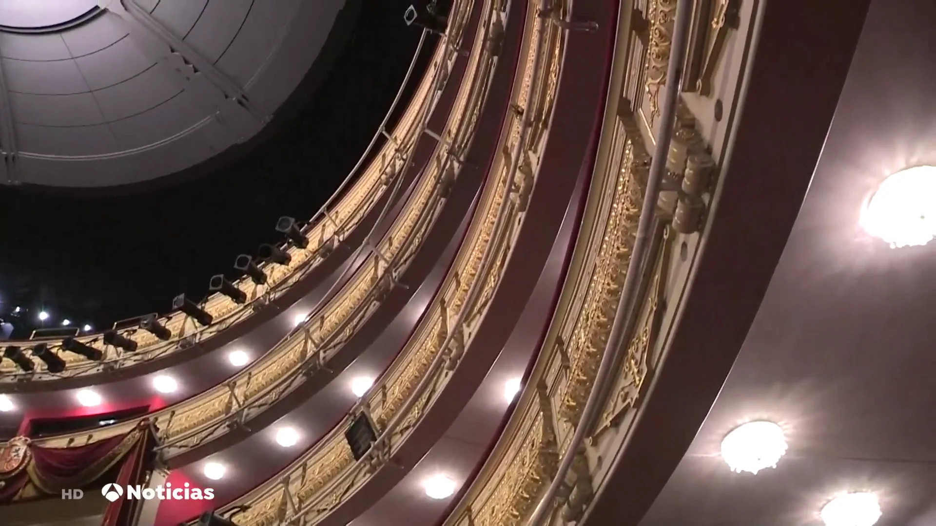El Teatro Real cancela la función de la ópera La Boheme de este domingo por coronavirus El Teatro Real cancela la función de la ópera La Boheme de este domingo por coronavirus