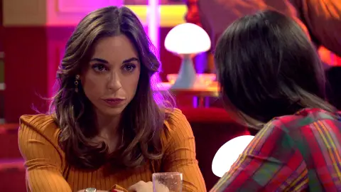 Coral toma una decisión que hará saltar todo por los aires: ¿Está dispuesta a perderlo todo? Coral toma una decisión que hará saltar todo por los aires: ¿Está dispuesta a perderlo todo?