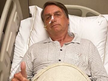Jair Bolsonaro, hospitalizado de urgencia por obstrucción intestinal de la que podría ser operado
