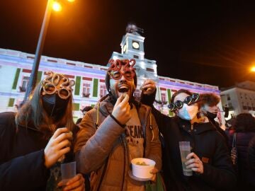 Nueva avalancha de contagios tras Nochevieja: la IA supera por primera vez la barrera de los 2.000 casos