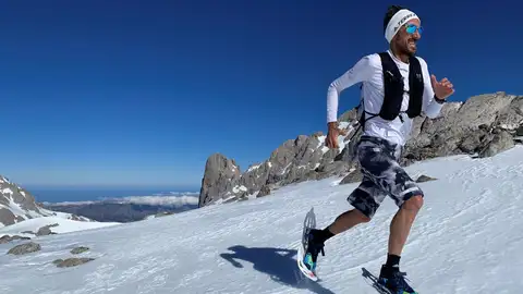 Chema Martínez se reinventa a los 50 años y cambia las zapatillas por las raquetas de nieve Chema Martínez se reinventa a los 50 años y cambia las zapatillas por las raquetas de nieve