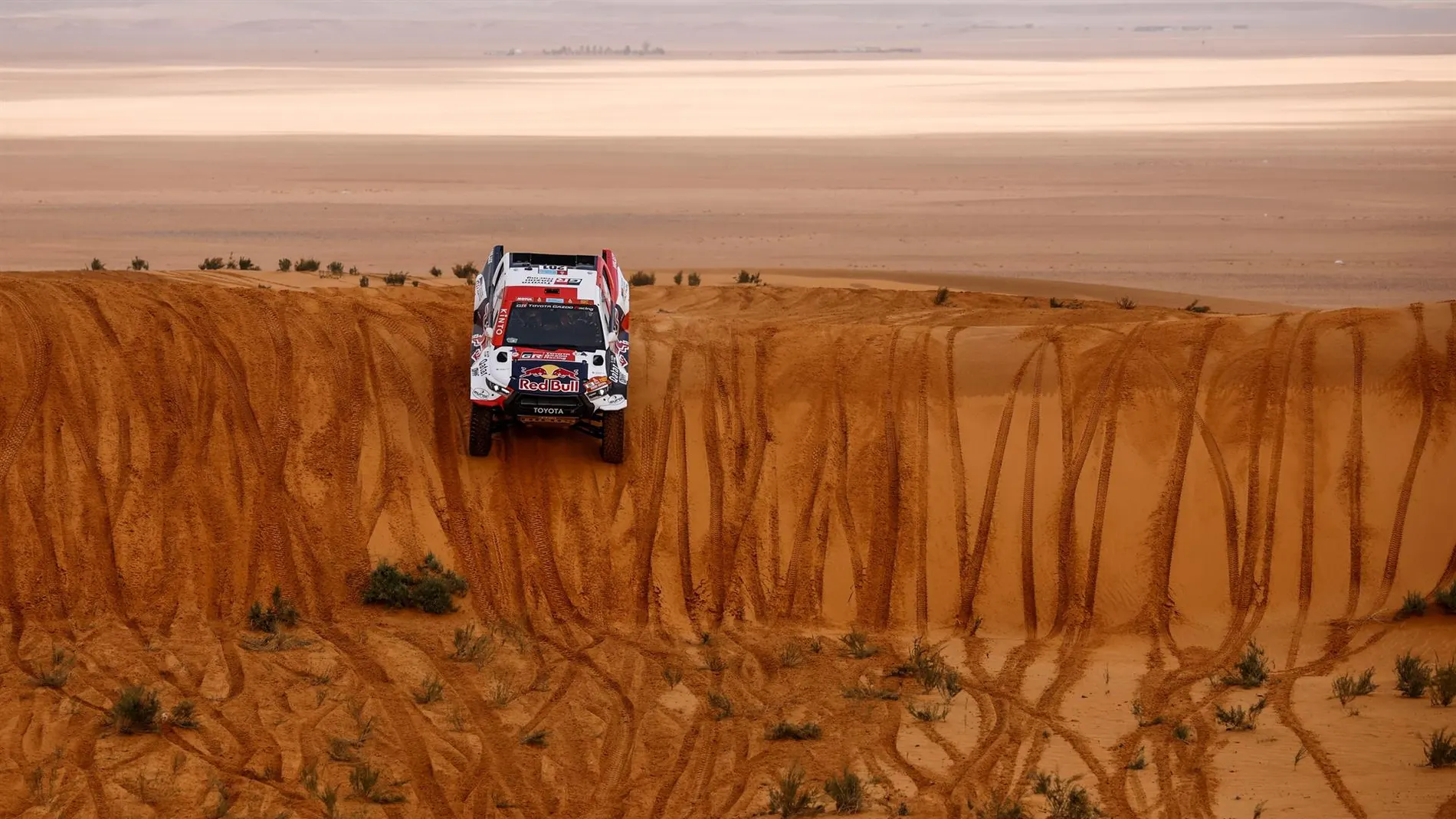 Polémica por la no descalificación de Al-Attiyah en el Dakar tras no conectar la caja negra de su Toyota