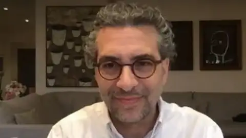 El pediatra y epidemiólogo Quique Bassat considera que la presencialidad es necesaria. El pediatra y epidemiólogo Quique Bassat considera que la presencialidad es necesaria.