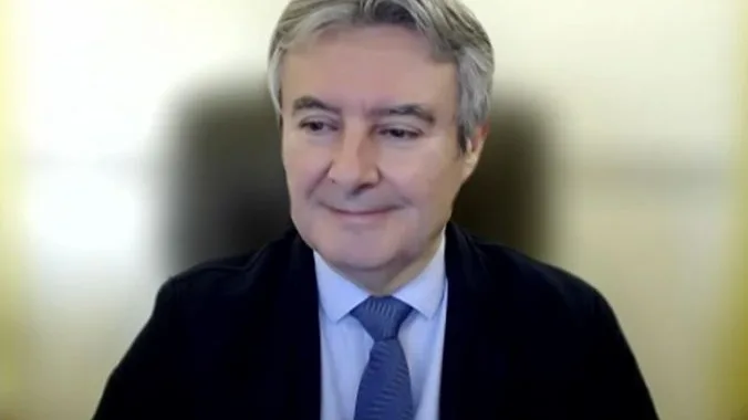 Rubén Moreno, médico e investigador, habla sobre las nuevas terapias para hacer frente a ómicron. Rubén Moreno, médico e investigador, habla sobre las nuevas terapias para hacer frente a ómicron.
