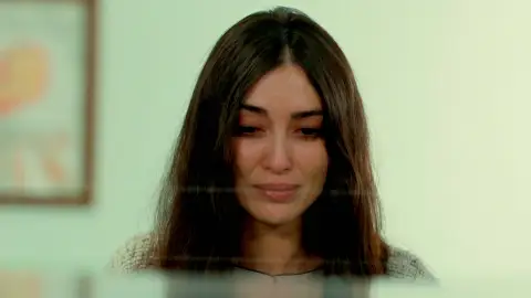 Müjgan rechaza a Yilmaz: “¿Dónde estabas cuándo más te necesitaba?” Müjgan rechaza a Yilmaz: “¿Dónde estabas cuándo más te necesitaba?”