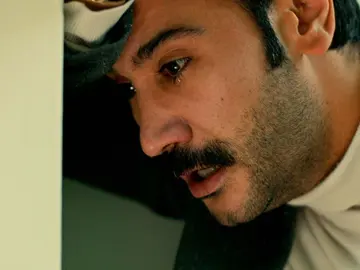 Yilmaz se derrumba ante la idea de perder a su hijo Yilmaz se derrumba ante la idea de perder a su hijo