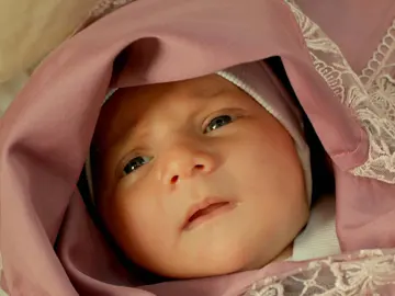 Leyla Yaman, así es la niña de Demir y Züleyha Leyla Yaman, así es la niña de Demir y Züleyha