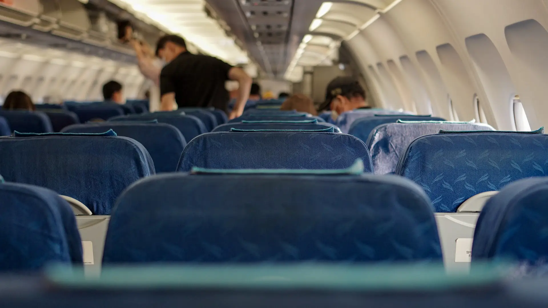 Encuentran un beb&eacute; reci&eacute;n nacido en la basura del ba&ntilde;o de un avi&oacute;n