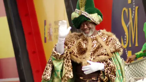 La cabalgata de Reyes 2022 recorre Madrid, Barcelona, Sevilla y otras ciudades en medio de restricciones por la Covid La cabalgata de Reyes 2022 recorre Madrid, Barcelona, Sevilla y otras ciudades en medio de restricciones por la Covid