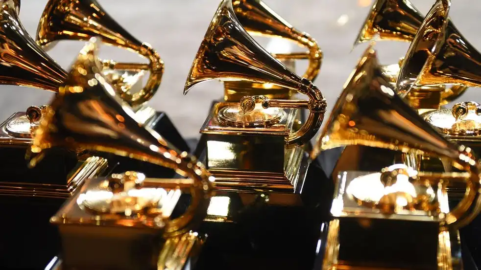 Se aplazan los Premios Grammy 2022 por el avance de la variante &oacute;micron de la Covid-19
