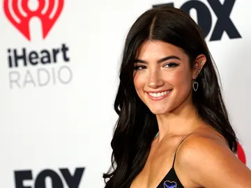 Charli D'Amelio en los iHeartRadio Music Awards de Los Angeles. Charli D'Amelio en los iHeartRadio Music Awards de Los Angeles.