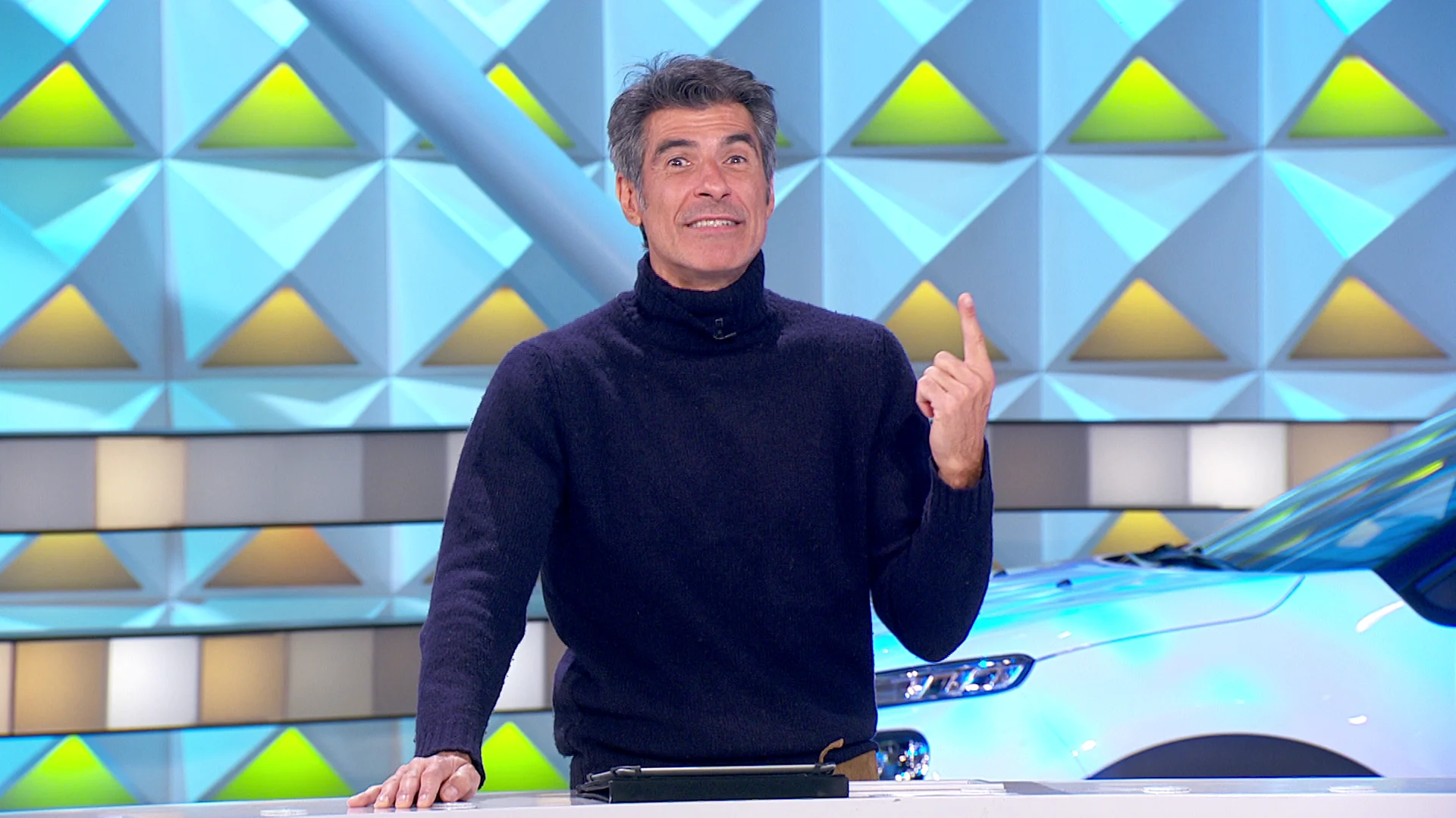 Lo nunca visto en ‘La ruleta de la suerte’: “¡Eres el anticoncursante que no quiere viajar!” Lo nunca visto en ‘La ruleta de la suerte’: “¡Eres el anticoncursante que no quiere viajar!”