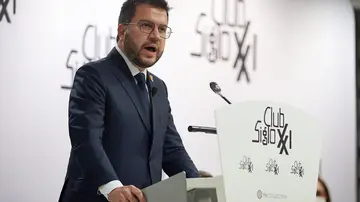 El presidente de la Generalitat, Pere Aragonès, protagoniza este martes en Madrid una conferencia en el Club Siglo XXI, presentado por la exalcaldesa madrileña Manuela Carmena El presidente de la Generalitat, Pere Aragonès, protagoniza este martes en Madrid una conferencia en el Club Siglo XXI, presentado por la exalcaldesa madrileña Manuela Carmena