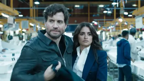 Edgar Ramírez y Penélope Cruz en 'Agentes 355'