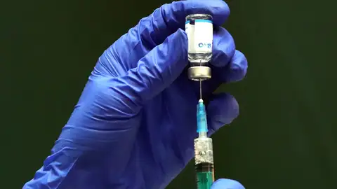 Debate ómicron: ¿se debe tratar el coronavirus como una gripe? Debate ómicron: ¿se debe tratar el coronavirus como una gripe?